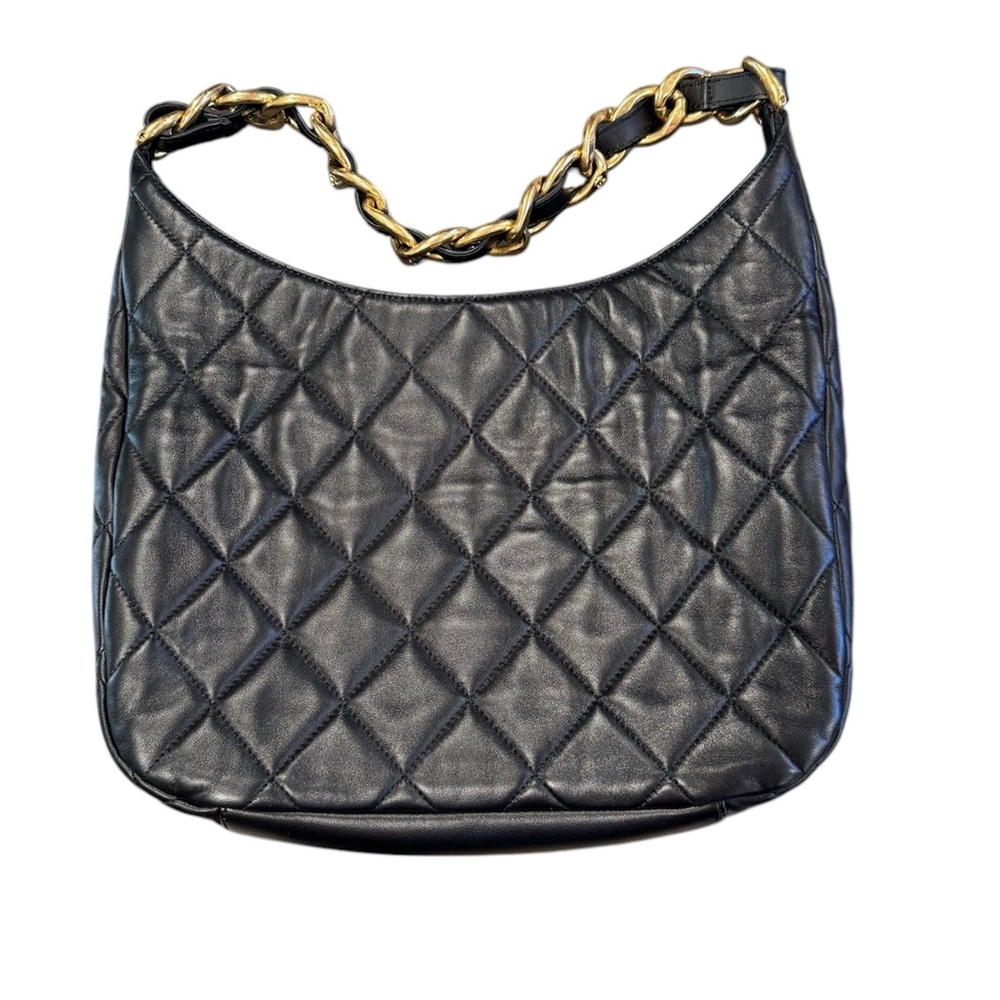 CHANEL Black and Gold Quilted Shoulder Bag with Iconic CC Logo - Picture 3 of 12